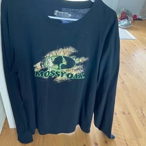 Mossy Oak Long sleeve t-shirt, NWOT